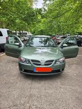 Nissan Almera - gebrauchte Nissan Almera aus dem Jahr 2003
