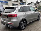 Mercedes-Benz B 220 4Matic *EURO-6*ALLRAD*UVM* - Mercedes-Benz B 220 mit Benzin-Antrieb: Automatik