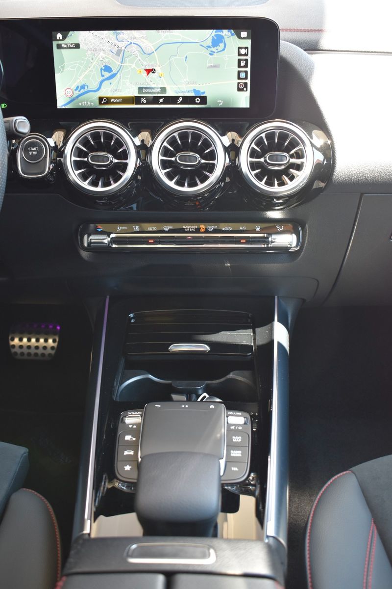 Mercedes-Benz EQA 250 AMG Line Navi PanoDach AHK Sitzhzg foto 14