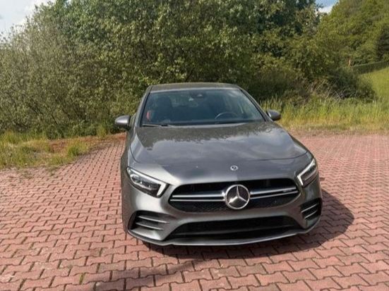 MERCEDES-BENZ A 35 AMG Mercedes-AMG A 35 4MATIC DCT