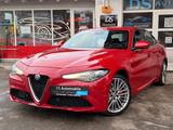 Alfa Romeo Giulia Lusso Ti LED/Kamera/SHZ/ACC/Navi/19%Mwst - Alfa Romeo Giulia aus 2021