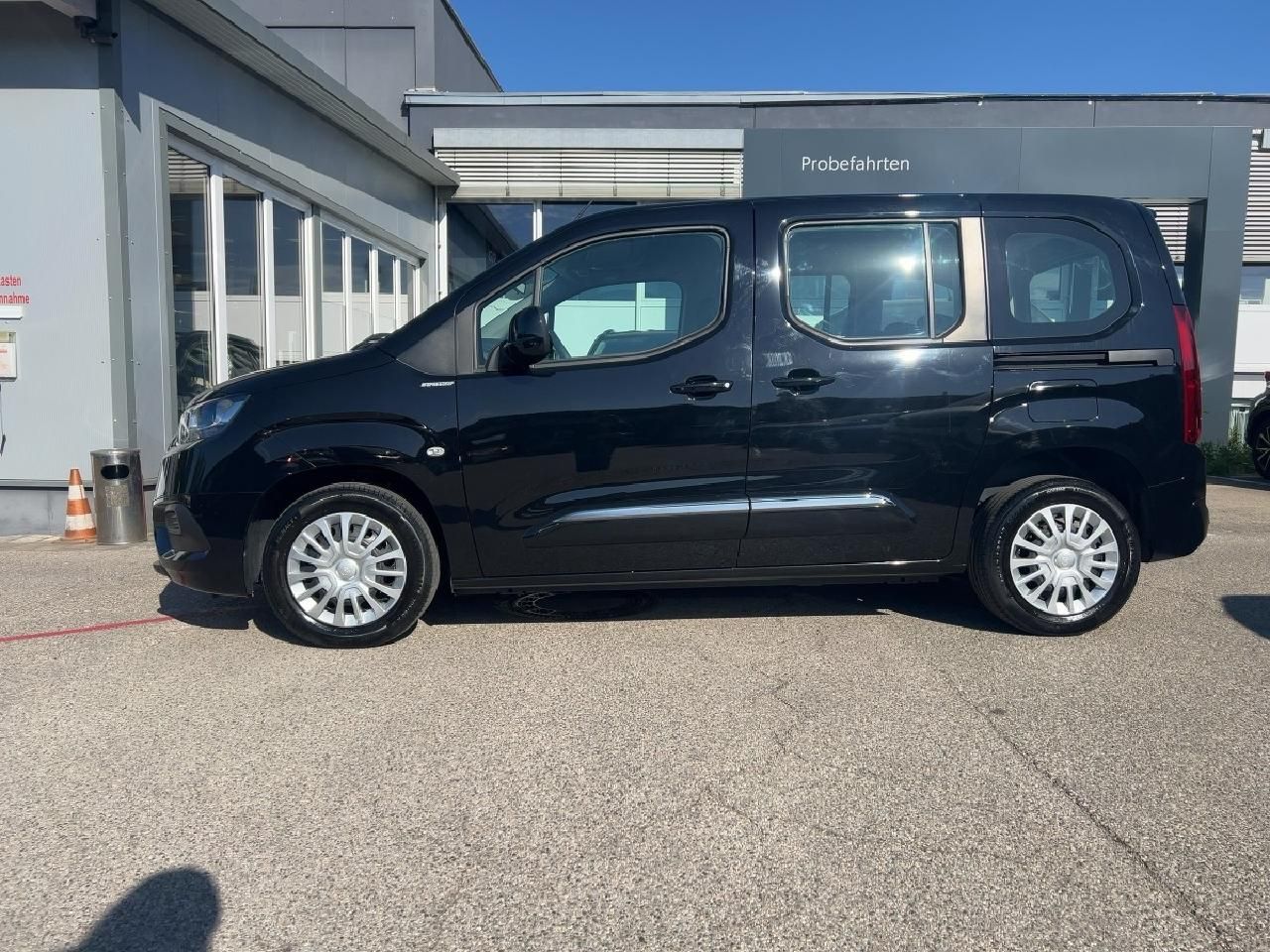 Fahrzeugabbildung Toyota Proace City Verso L1 Shuttle