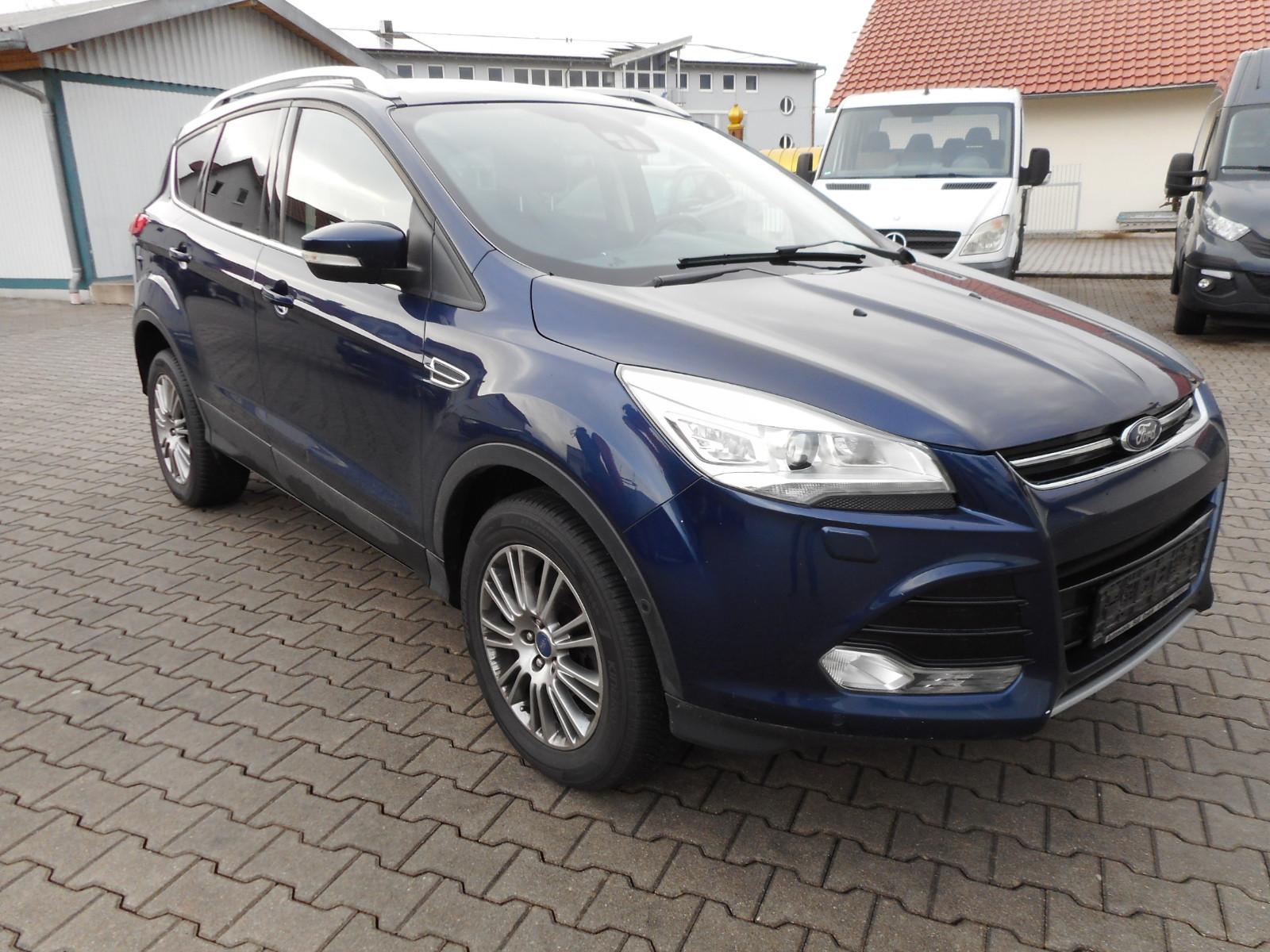 Ford Kuga Titanium 2. Hd werkstattgepflegt 4x4