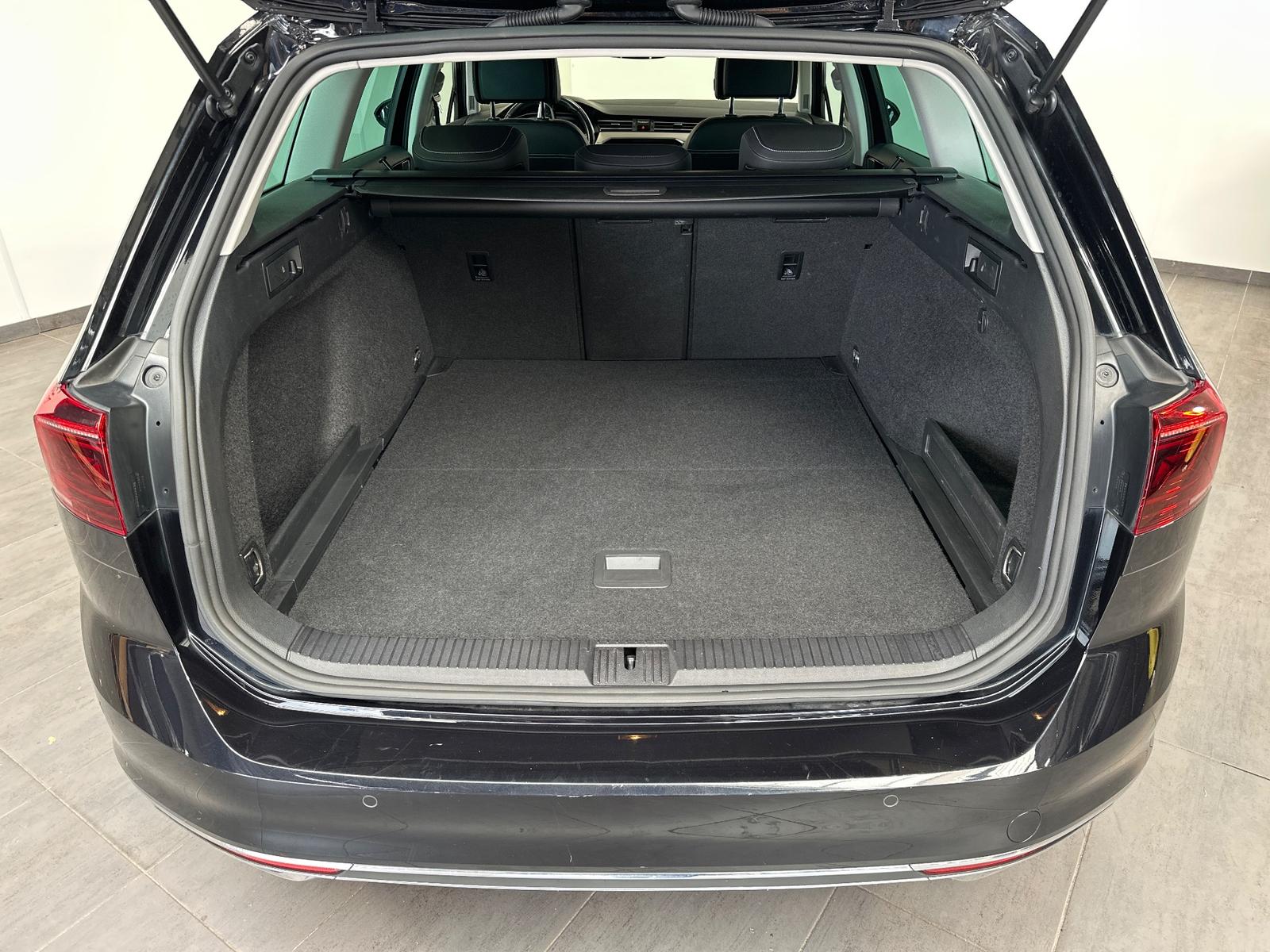 Volkswagen Passat 2.0 TDI DSG Elegance NAV+IQ-LIGHT, миниатюра 8