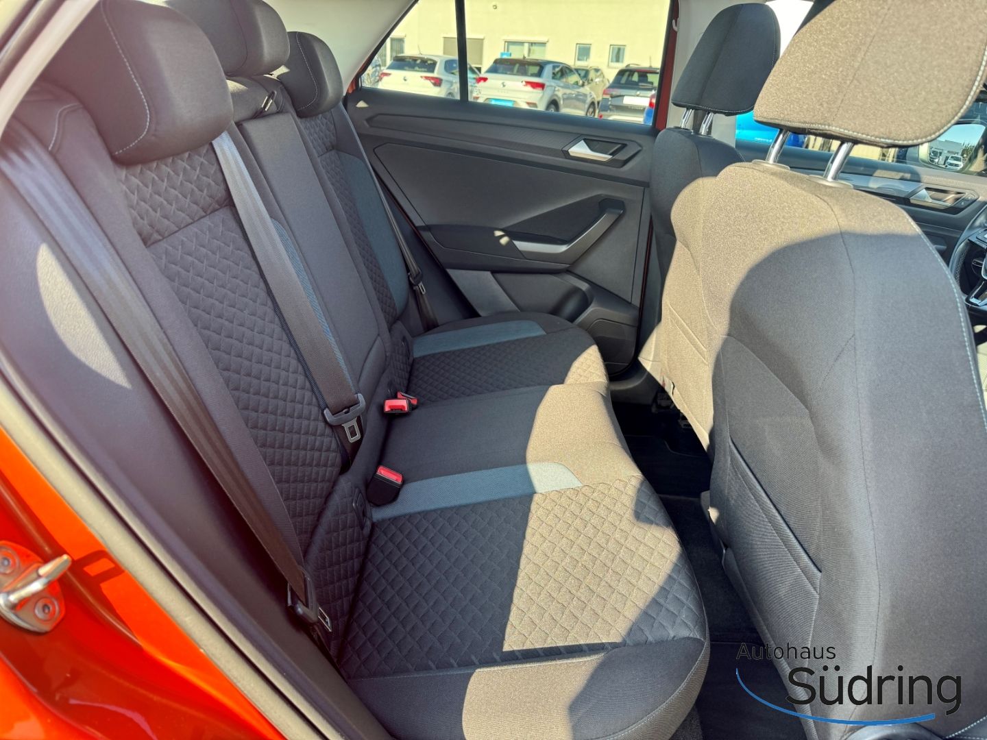 T-Roc 2,0 TDI IQ.Drive DSG AHK Panodach Navi