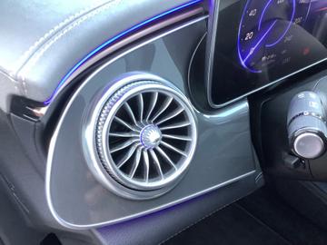 2022 Mercedes-BENZ EQE — миниатюра 28