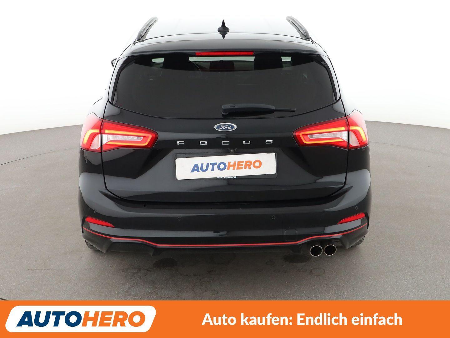 Ford Focus 1.5 EcoBoost ST-Line*NAVI*LED*SPUR*PDC*SHZ
