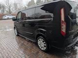 Ford Tourneo Custom - Hybrid (Diesel/Elektro): Kleinbus