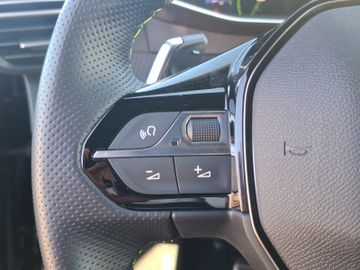 Peugeot 2008 GT 1.2 PureTech 130 Kam.+KeyLess+LED+Navi