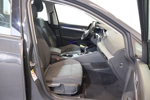 Volkswagen Golf VIII 2.0 TDI Life HUD+AID+KEY+ACC+KAM+LED