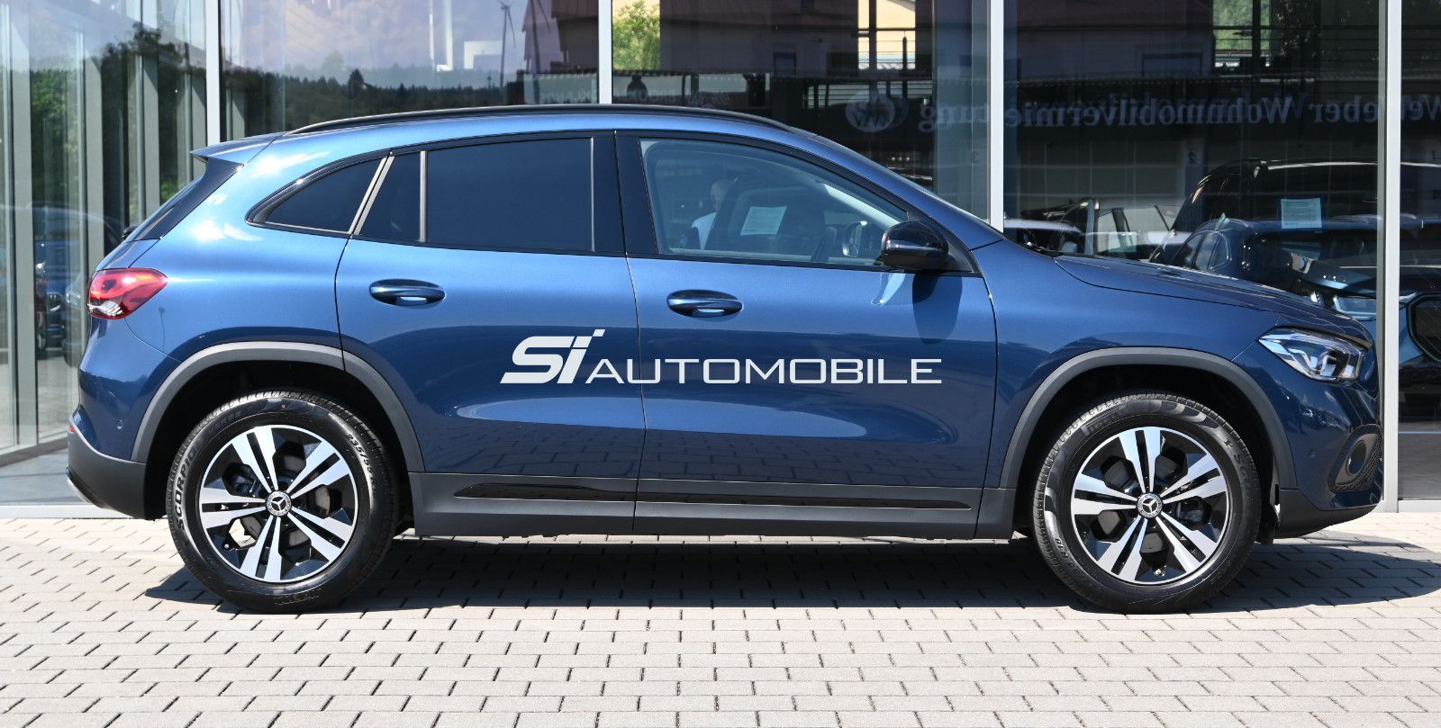 Fahrzeugabbildung Mercedes-Benz GLA 200 d Aut.  Progressive °Night-Paket°AHK°