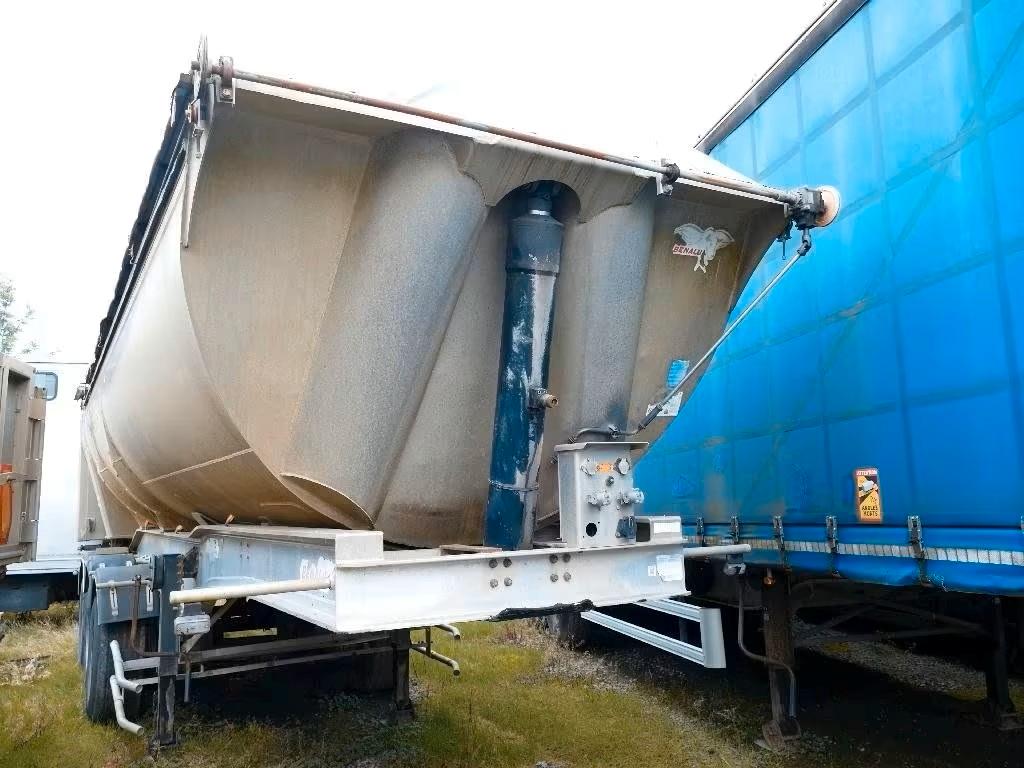 Benalu Alukipper ca. 22 cubic*Blattfederung*