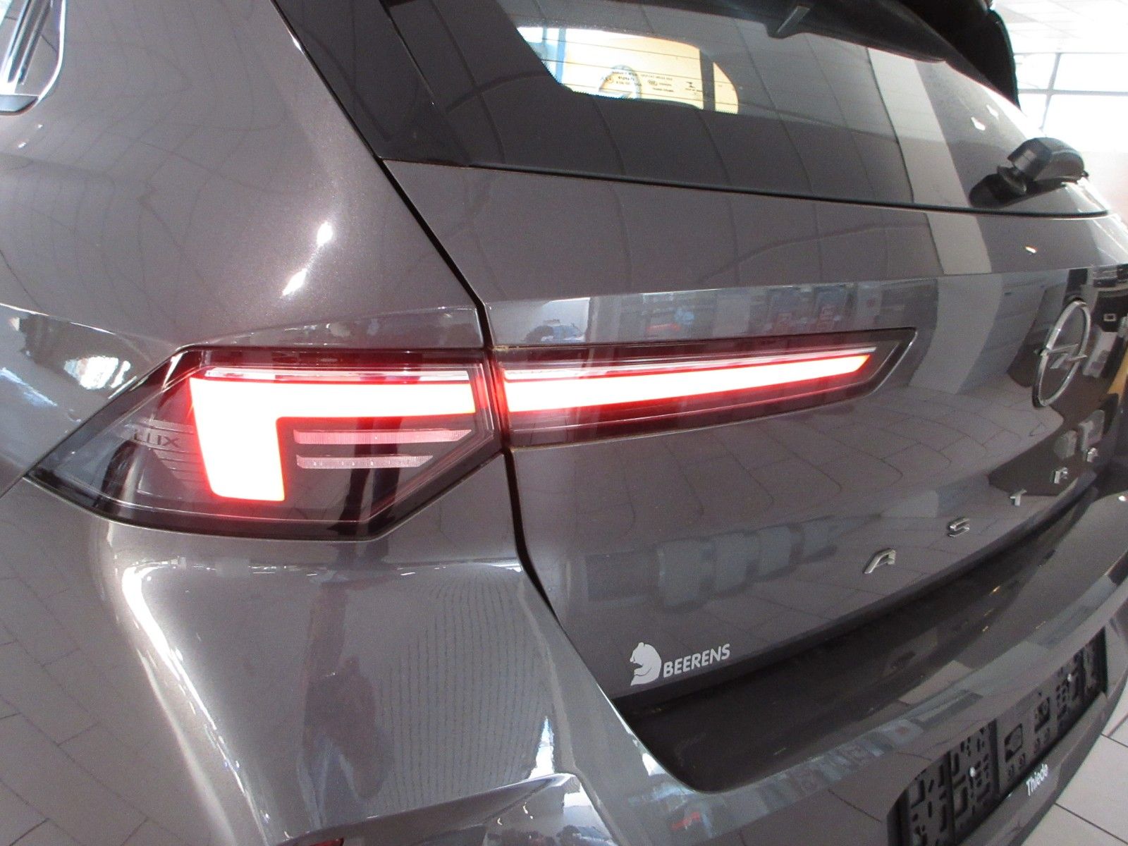 Fahrzeugabbildung Opel Astra L Lim. LED/NAVI/PDC/R´CAM/ALU