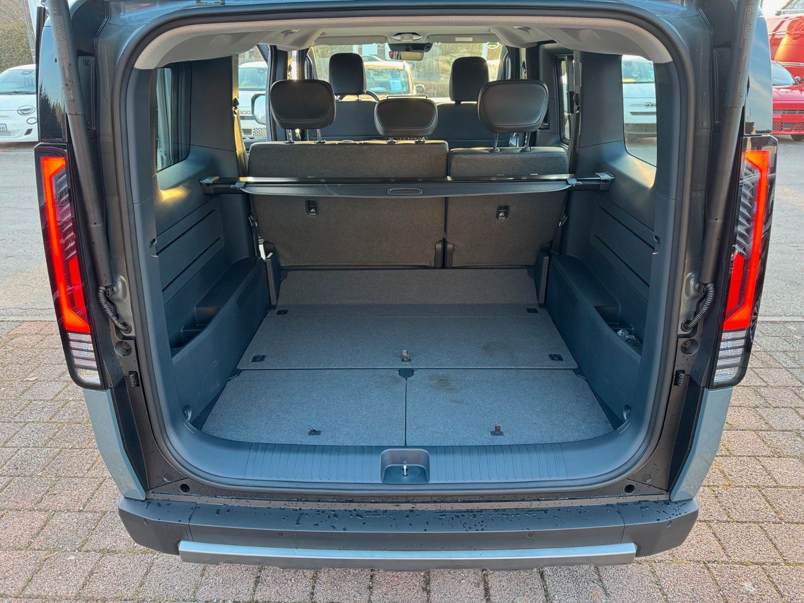 Fahrzeugabbildung Kia PV5 2-3-0 71.2 ELITE WP SMP PP SP AW Vorführer