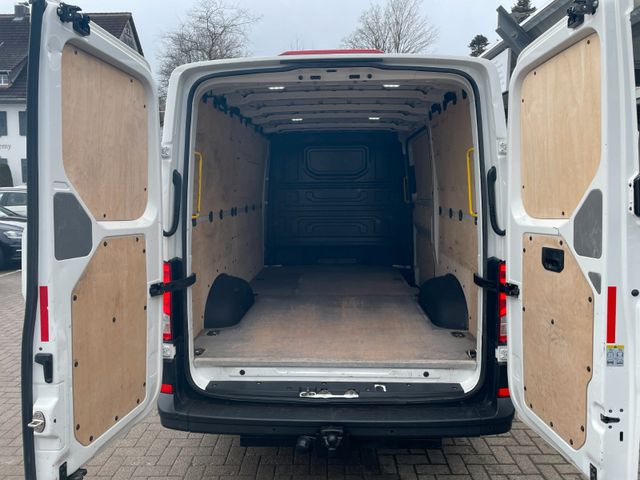 Crafter 35 Kasten 2,0 TDI MR / Heckantrieb / AHK