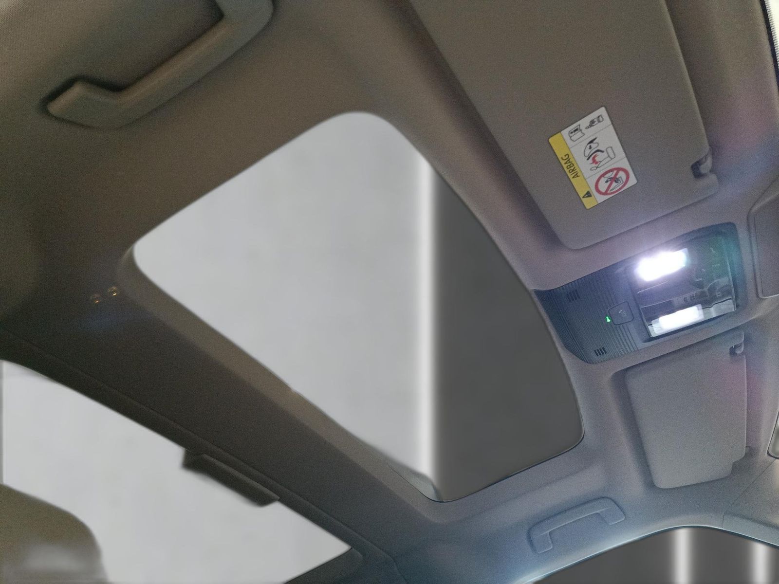 Volkswagen T7 Multivan - Bild 19