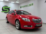 Opel Insignia A Lim. Sport 4x4 OPC LINE / SCHIEBEDACH - rote Opel Insignia