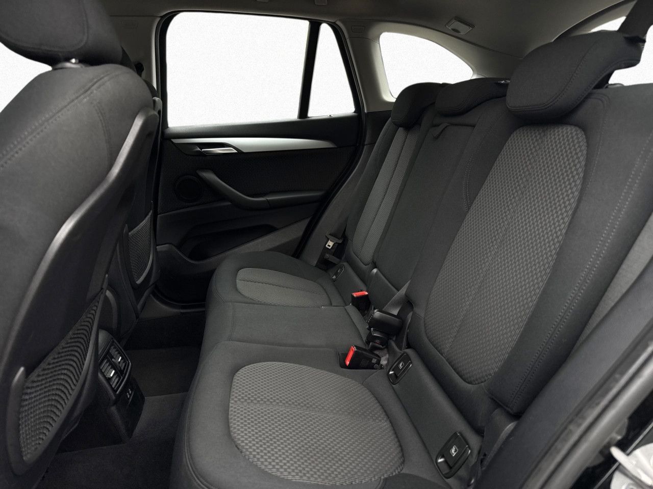 BMW X1 sDrive18d Aut. Advantage Pano,Keyl.,Nav,Tempo foto 12