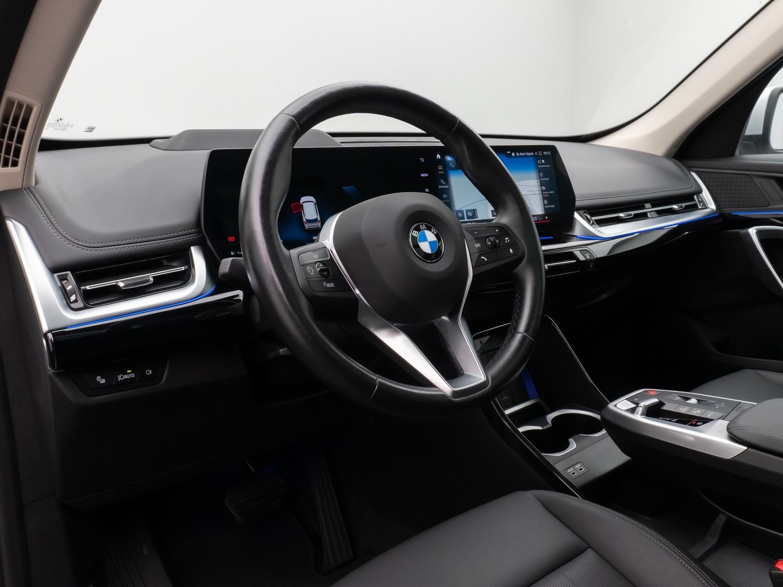 Fahrzeugabbildung BMW X1 xD20d xLine 360°Panorama HUD DAB Komfort AHK