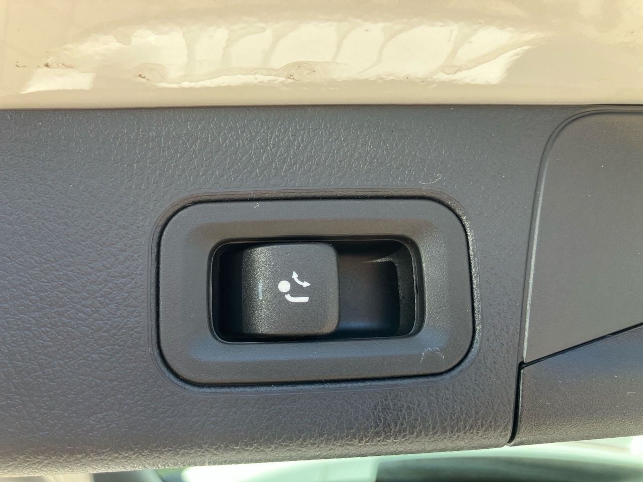 Fahrzeugabbildung Mercedes-Benz B 200 PANO+AHK+360°+MEMORY+