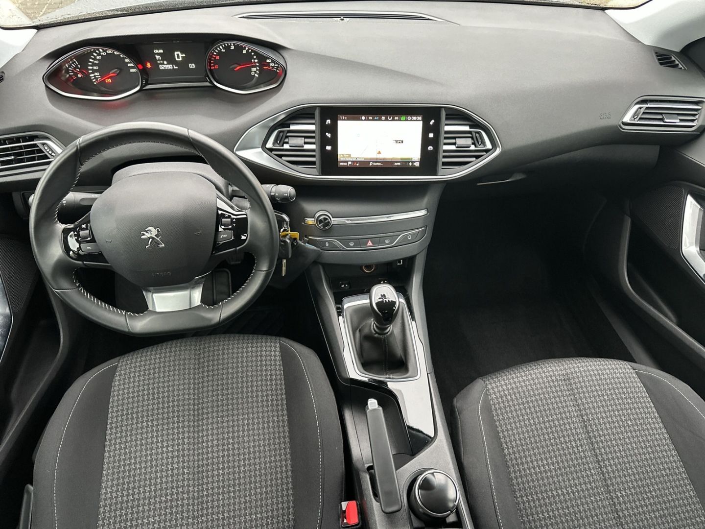Fahrzeugabbildung Peugeot 308 Active BlueHDi 130 Navi SHZ Rückfahrkam.
