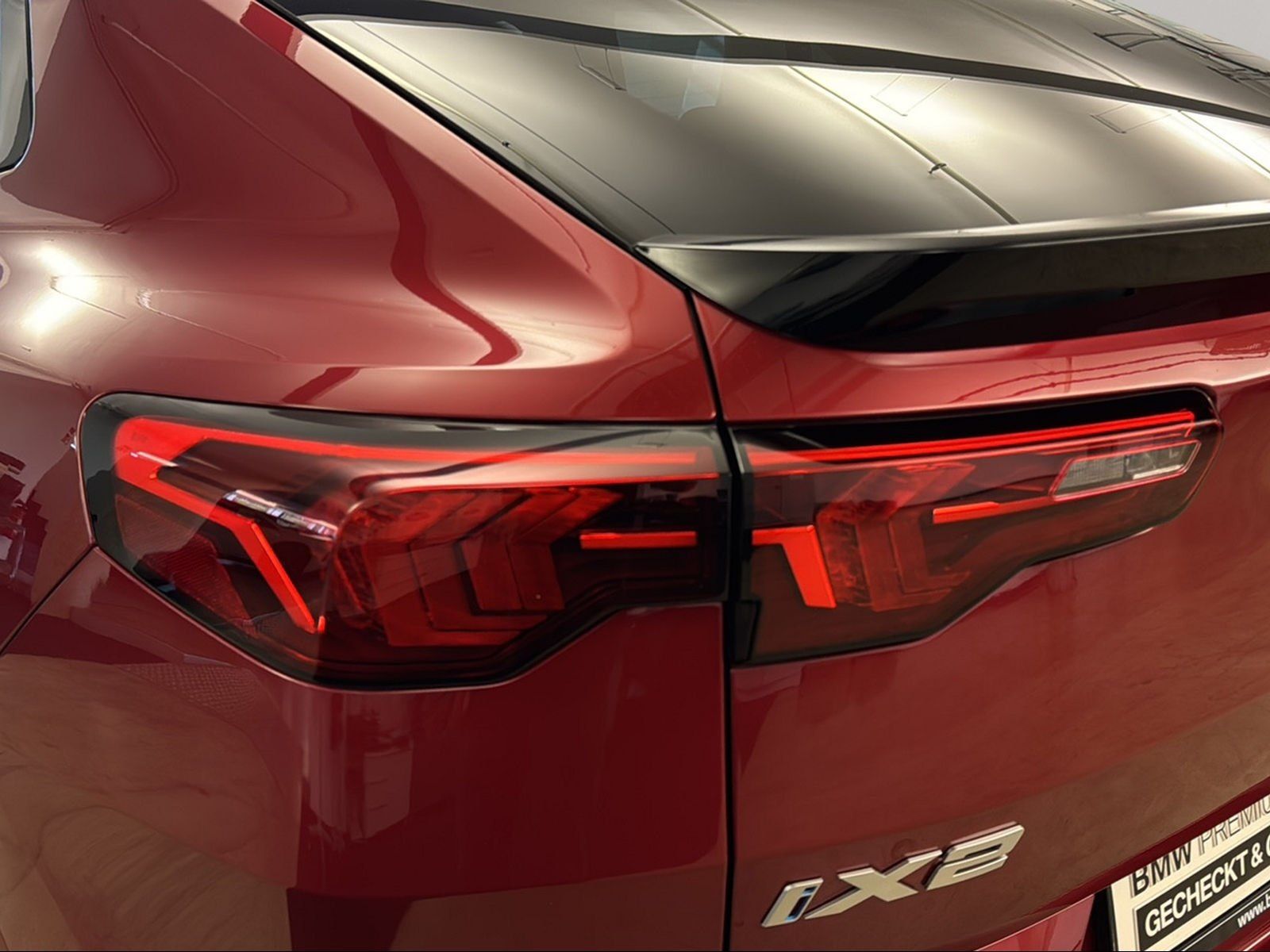 BMW iX2 - Bild 14