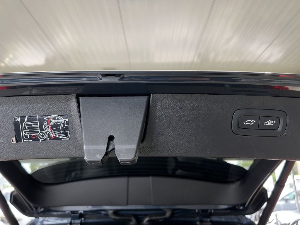 Volvo XC90 T8 Ultimate Dark Recharge AWD B&W 360° Pano