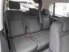 TOYOTA Proace 2,0-l-D-4D L1 (8-Si.) Autm. Verso Team De TOYOTA Proace 2,0-l-D-4D L1 (8-Si.) Autm. Verso Team De