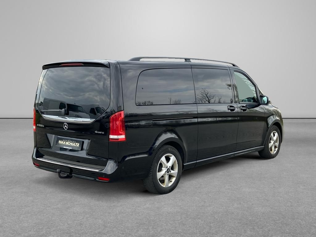 Fahrzeugabbildung Mercedes-Benz V 300 d extralang 4x4 * Edition AMG Night