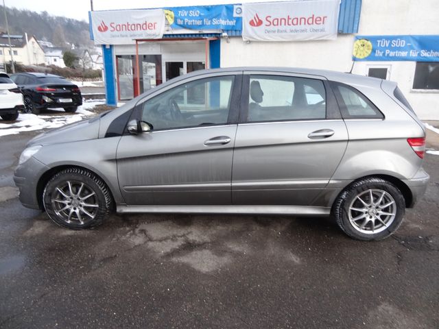 Fahrzeugabbildung Mercedes-Benz B 200/Klima/SitzH/PDC/Automatik/3.Hd/