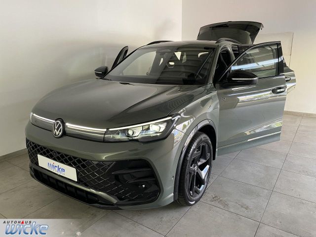 Tiguan 1.5 TSI DSG R-Line NAVI KLIMA PANO AHK