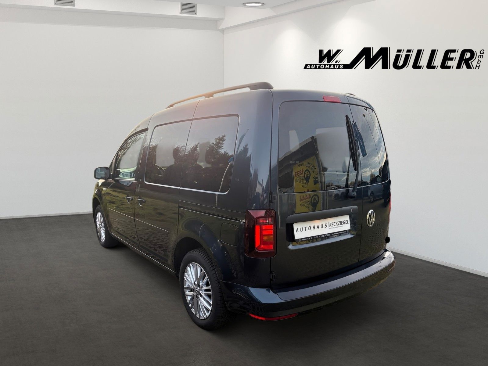 Fahrzeugabbildung Volkswagen Caddy PKW Comfortline BMT