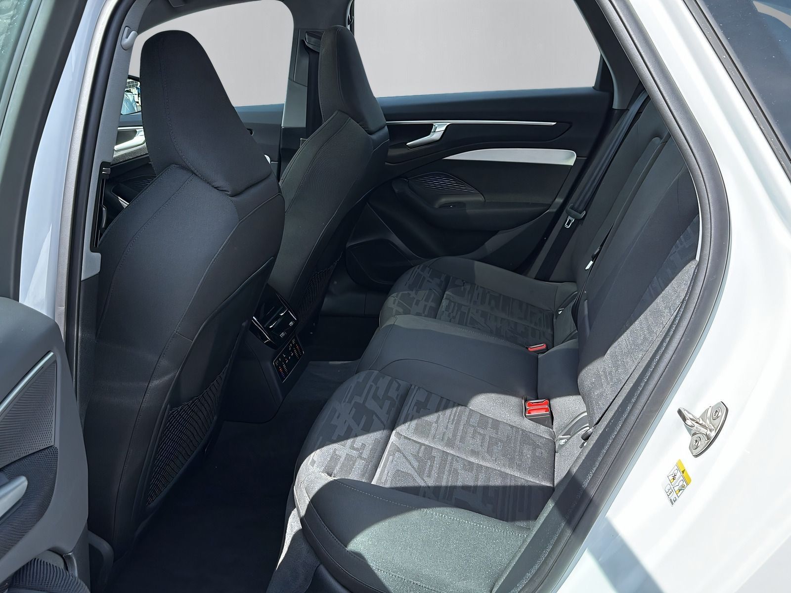 Audi A6 - Bild 9