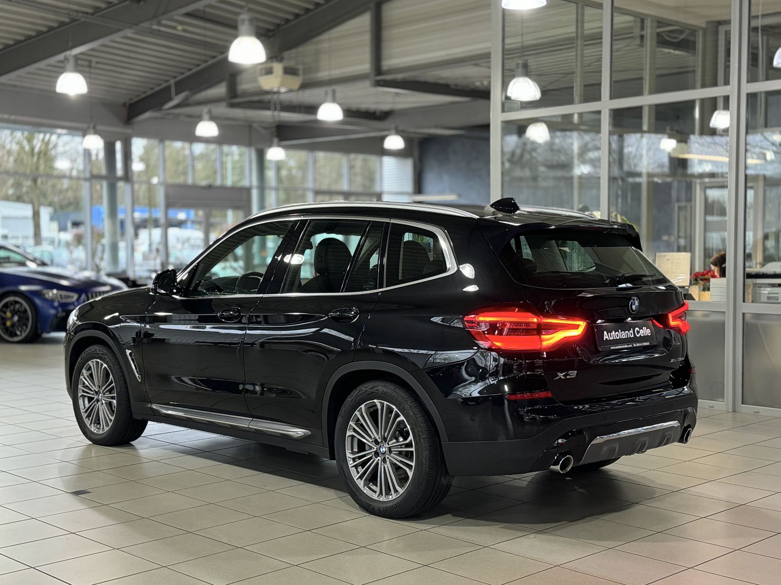 Fahrzeugabbildung BMW X3 xD30e Luxury Line Kamera HUD DAB HiFi ACC AHK