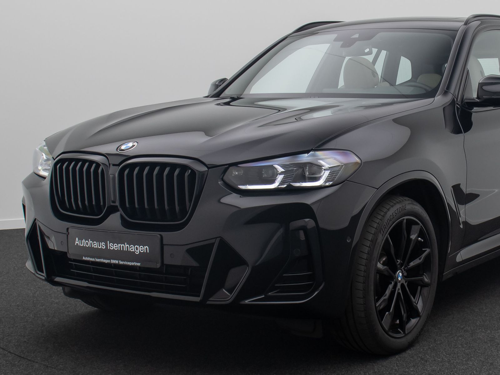 Fahrzeugabbildung BMW X3 xD20d M Sport DAB Kamera Panorama 20Zoll LED