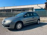 Fiat Stilo 1.9 JTD 3P 100 CV - graue Fiat Stilo