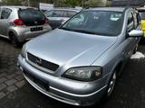 Opel Astra 1.6 16V Sport - Opel Astra: V6