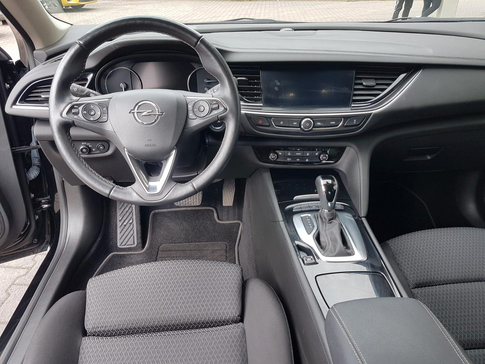 Opel Insignia 2.0 CDTI Elegance LED,NAVI,APP,KAMERA