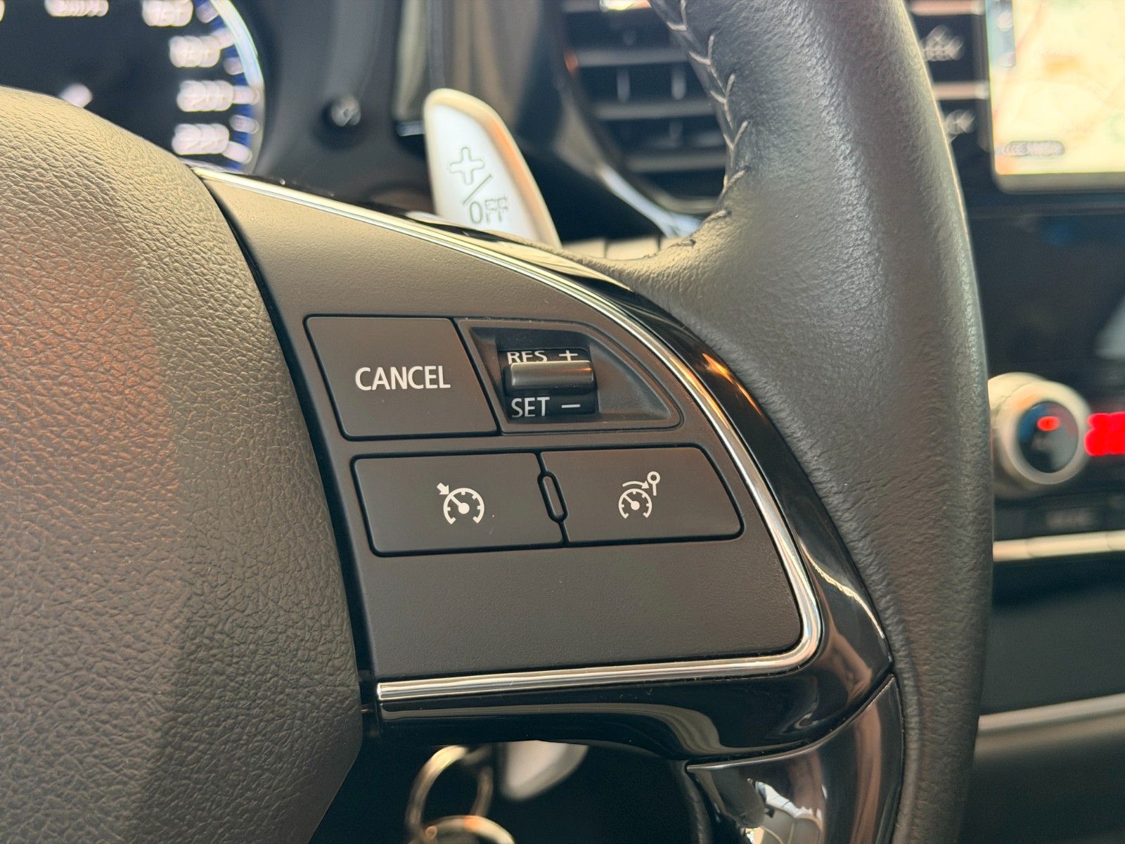 Fahrzeugabbildung Mitsubishi Outlander 2.0 Diamant Edition 2WD "AHK"