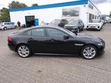 Jaguar XE 20d R-Sport Navi Leder Pano Schiebedach - Jaguar XE in Düsseldorf