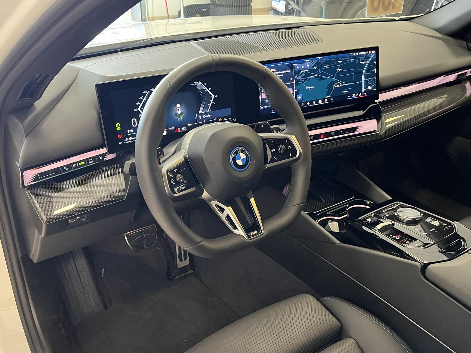 BMW 530 e M Sport*AHK*Leder*R-Cam*Harman-Kardon*ACC*