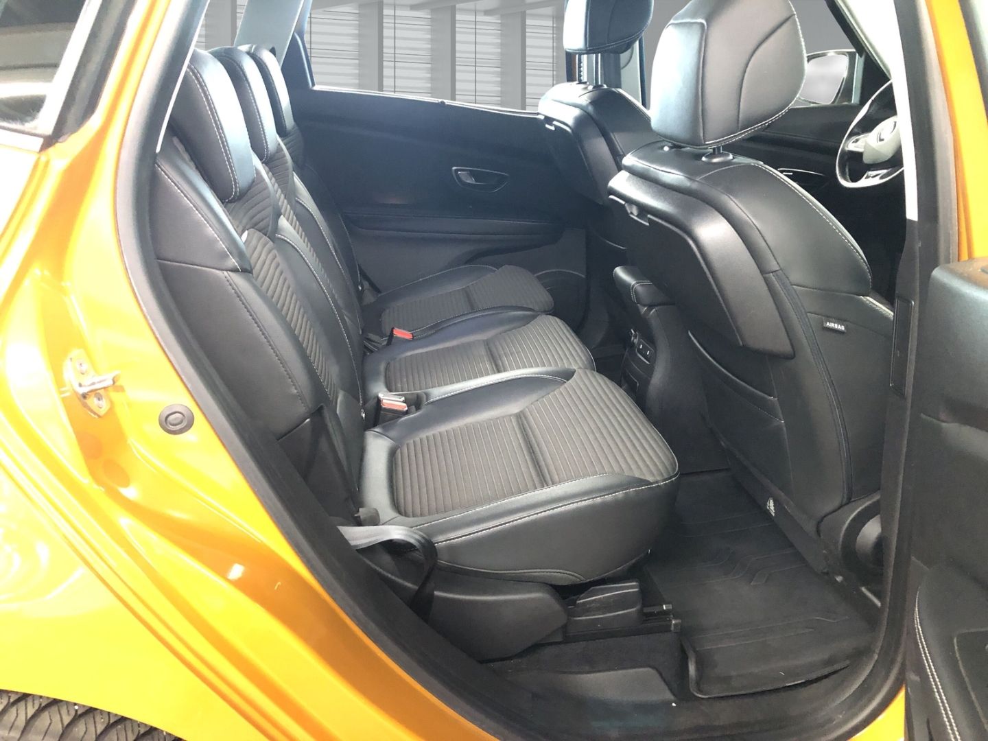 Fahrzeugabbildung Renault Scenic IV Intens Energy 1.2 TCe 115 Navi LED Dyn
