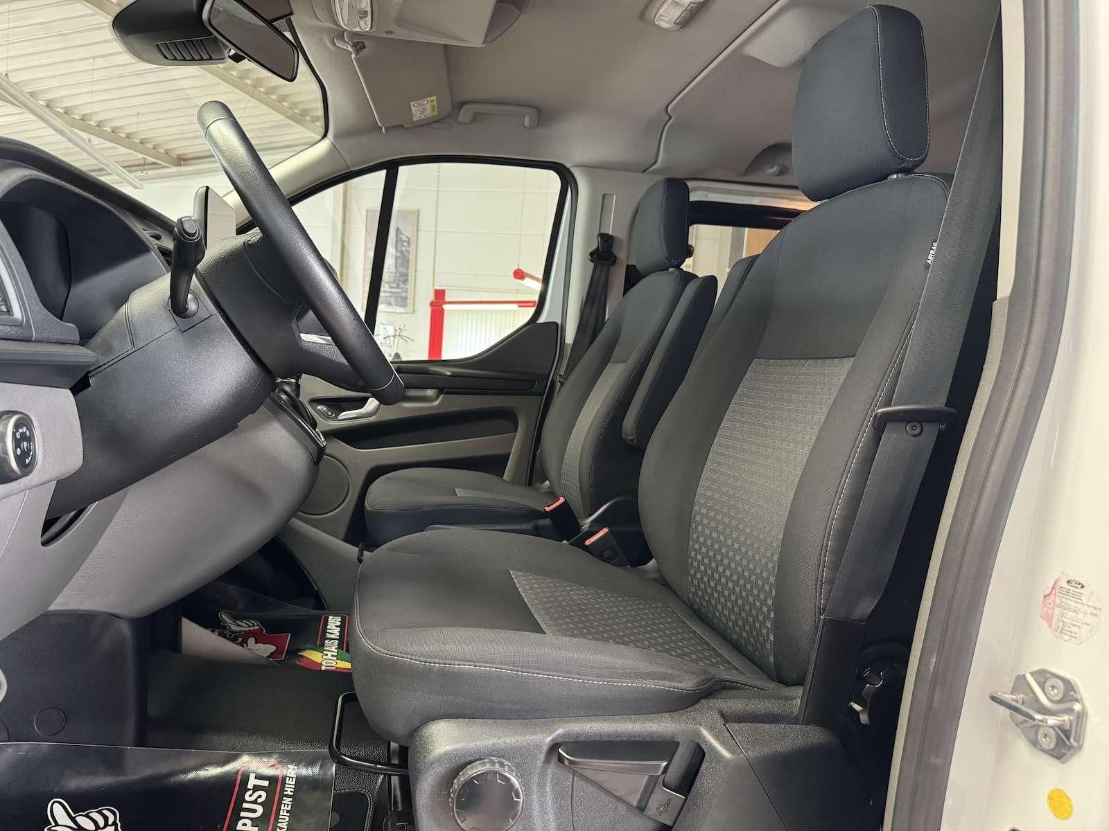 Fahrzeugabbildung Ford Transit Custom Autom. /StandHz/Markise/Navi/A...