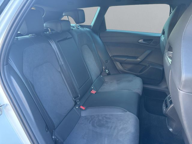 Leon Sportstourer VZ 2.0TSI 4D*AHK+SOUND+NAVI*