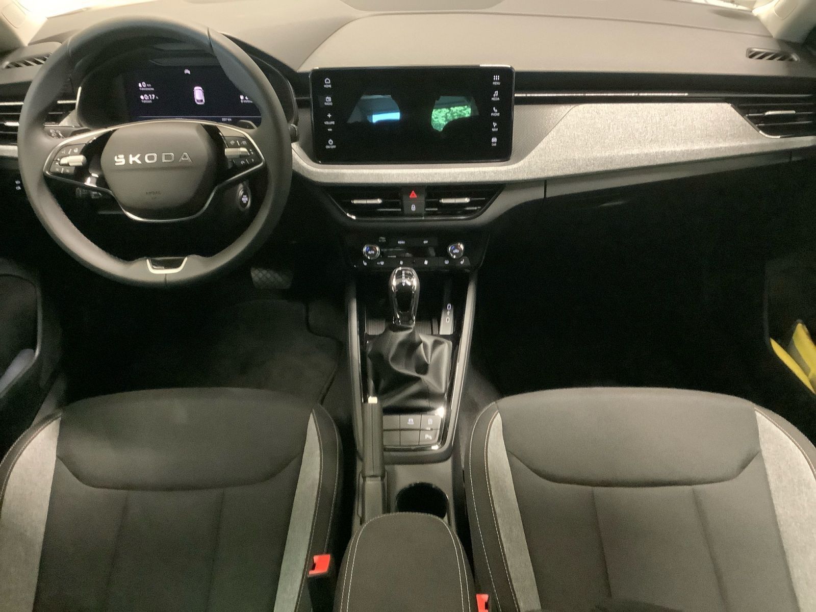 Scala Tour 85 kW DSG NAVI SMARTLINK LED RÜKAM
