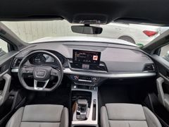 Fahrzeugabbildung Audi Q5 50 TFSIe quattro advanced LED SiHz PDC DAB