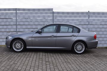 BMW 318 - 9