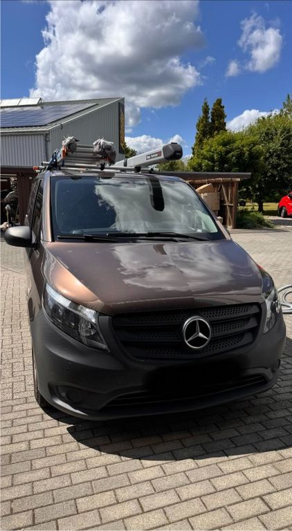 Image of Mercedes-Benz Vito