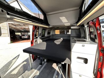 Westfalia Club Joker URBAN PREMIUM 4x4 AHK Navi Kamera ACC