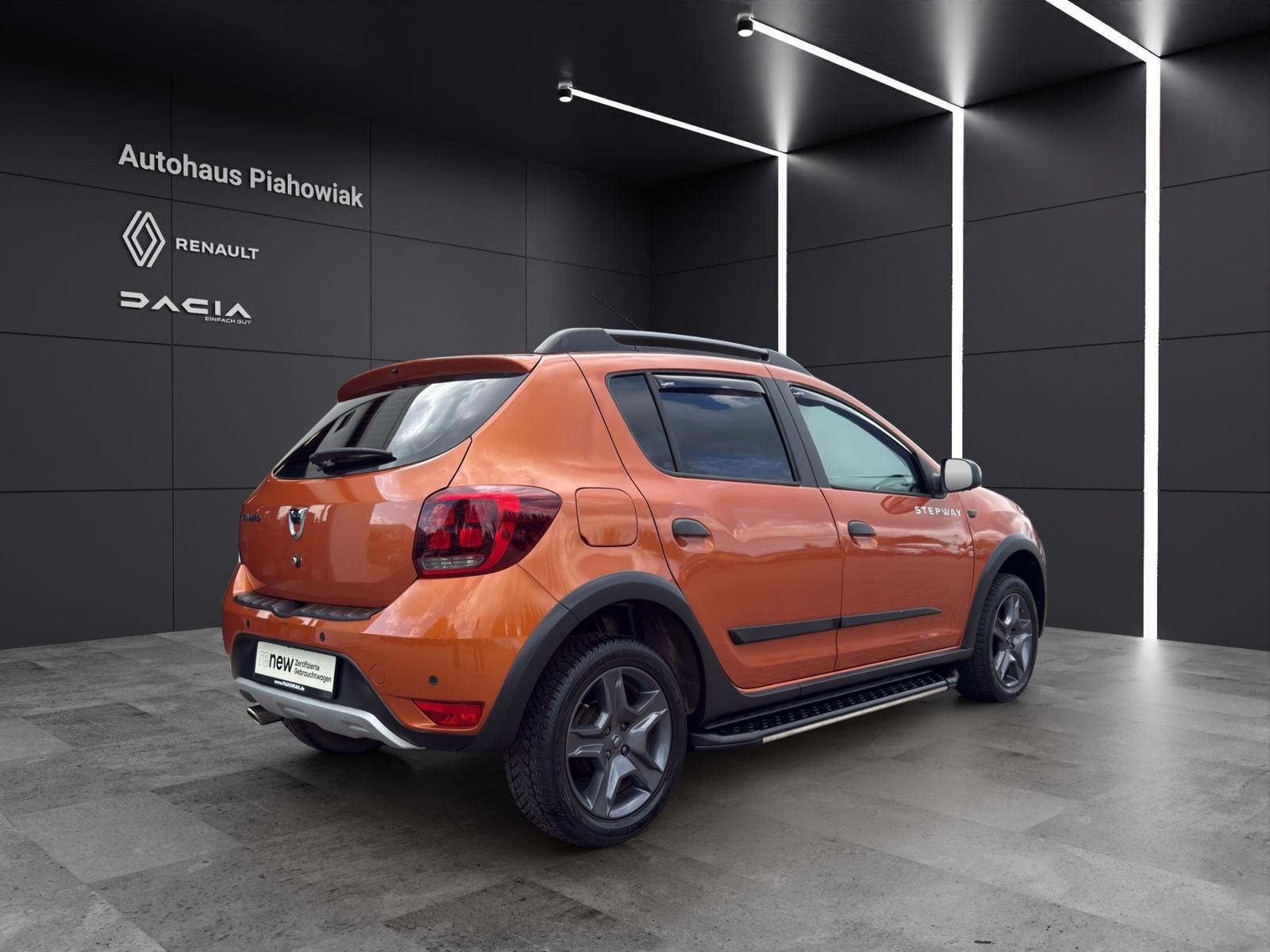 Dacia Sandero Stepway Celebration TCe 90 Navi Rückfahr